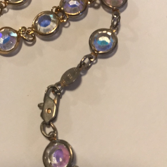 Austrian Crystal Necklace - Beautiful - Picture 13 of 13